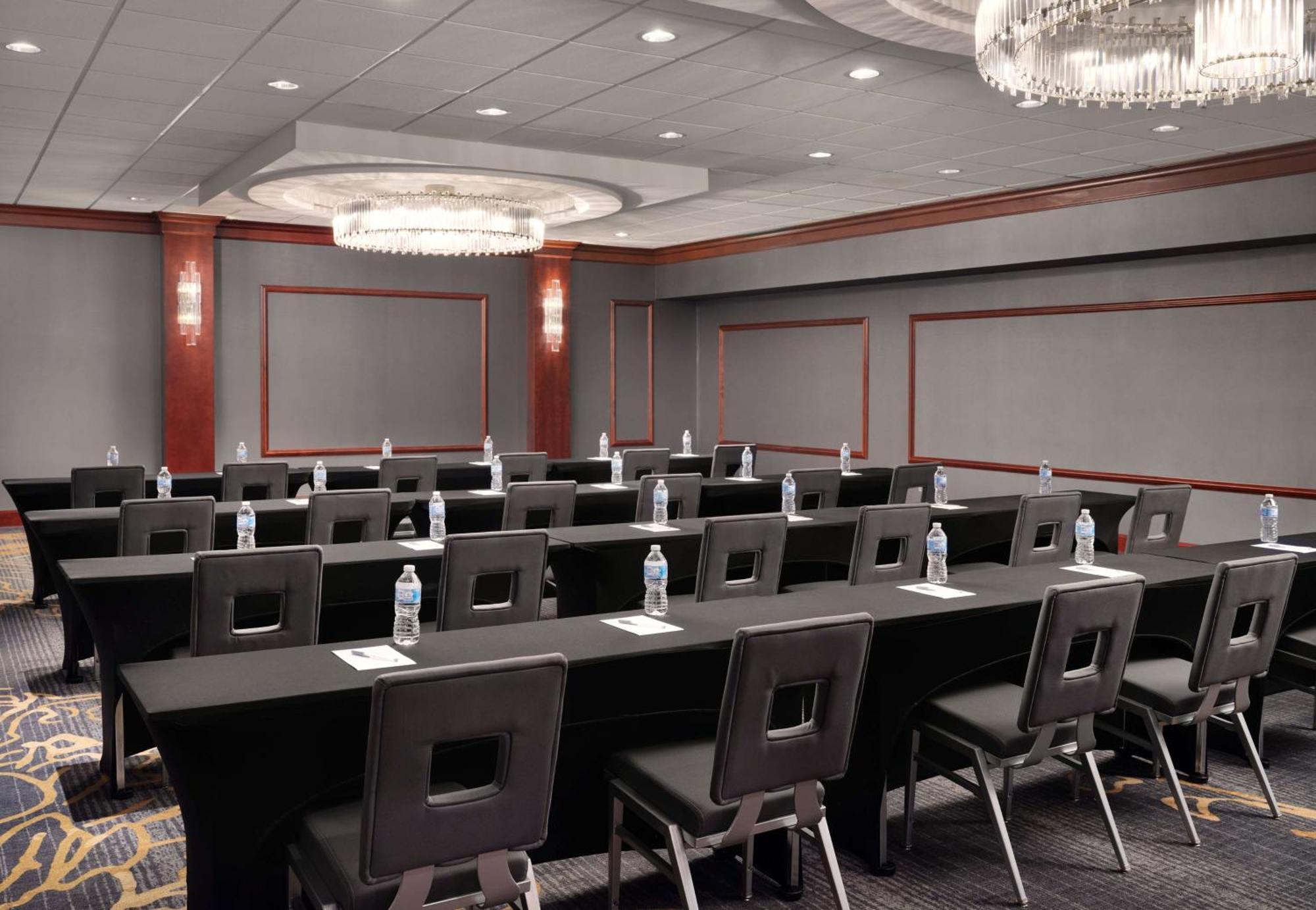 Hilton Garden Inn Las Colinas Irving Eksteriør bilde