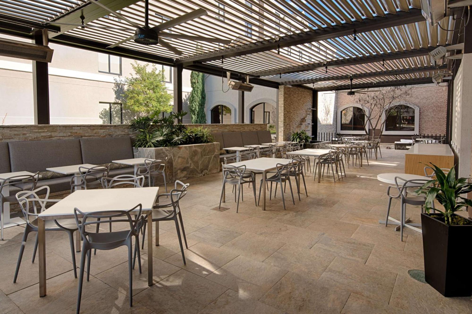 Hilton Garden Inn Las Colinas Irving Eksteriør bilde